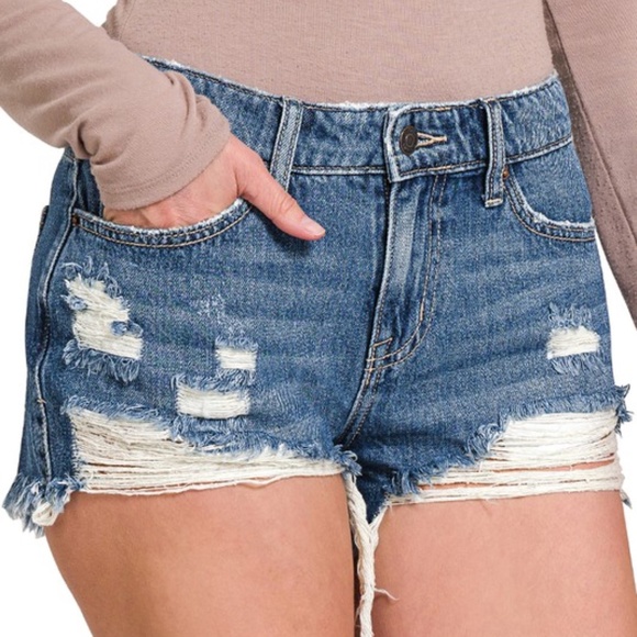 05 Boho Medium Wash Distressed Denim Shorts - Picture 2 of 6